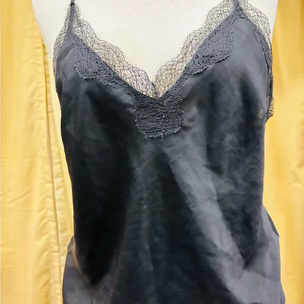 Victoria's Secret Black and Red‎ Camisole - Image 3