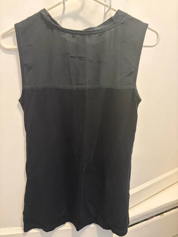 Vince Black Sleeveless Crewneck Tank Size S - Image 4
