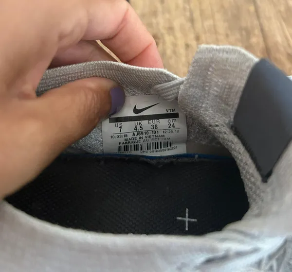 Vapormax Flyknit Shoes - Image 6