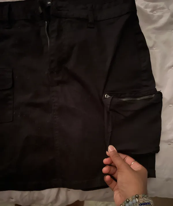 Black cargo skirt  - Image 2