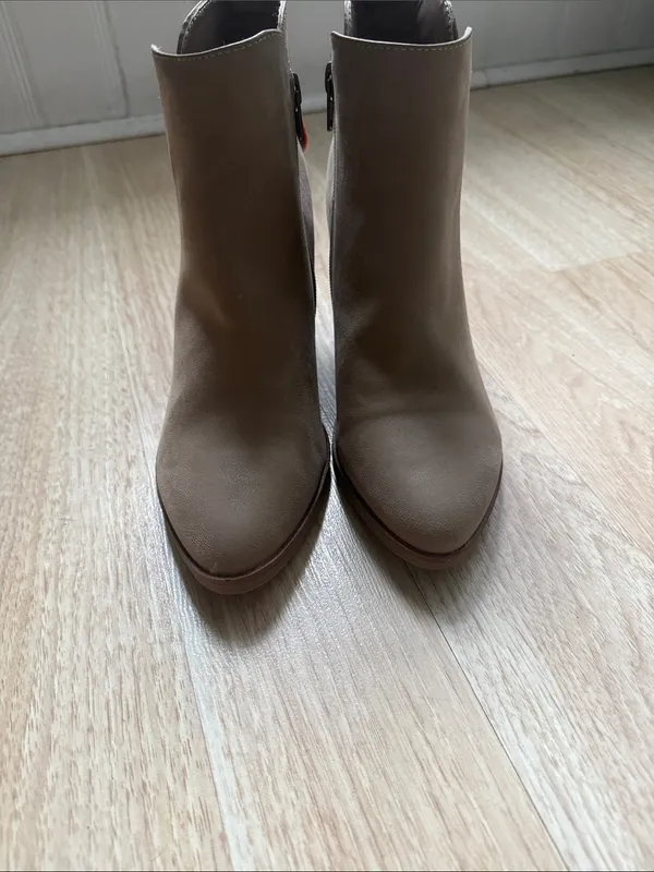 MIA Patton Women’s Tan Ankle Shirt Boots Size 6.5 - Image 5
