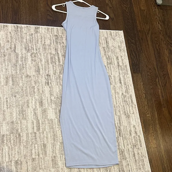 Amazon Elegant Blue Sleeveless Maxi Dress - Image 5