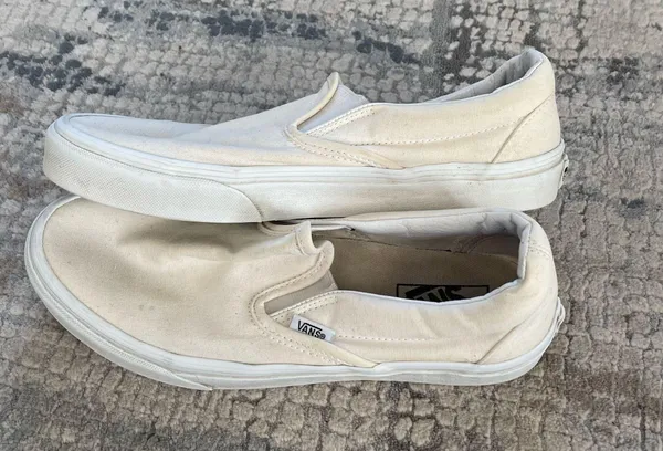 lightly worn vans - Image 3
