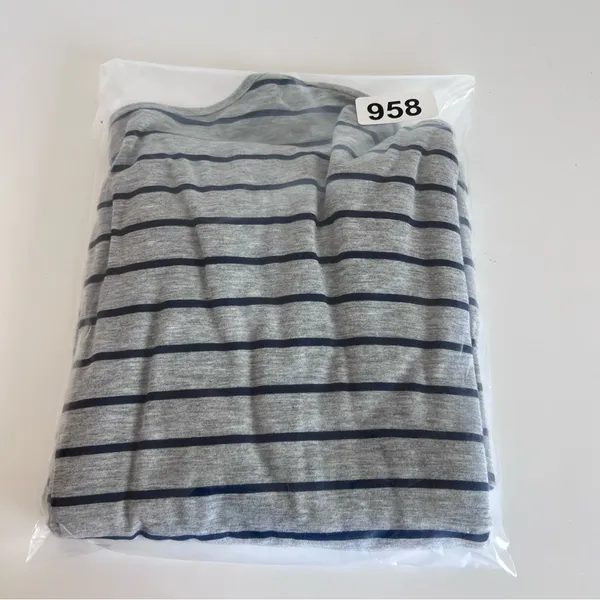 Abercrombie and Fitch Women’s Square‎ Style Boxy Striped Top - Image 13