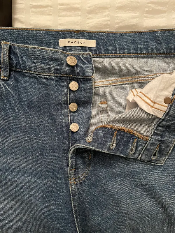 Highwaisted Jeans - Image 3