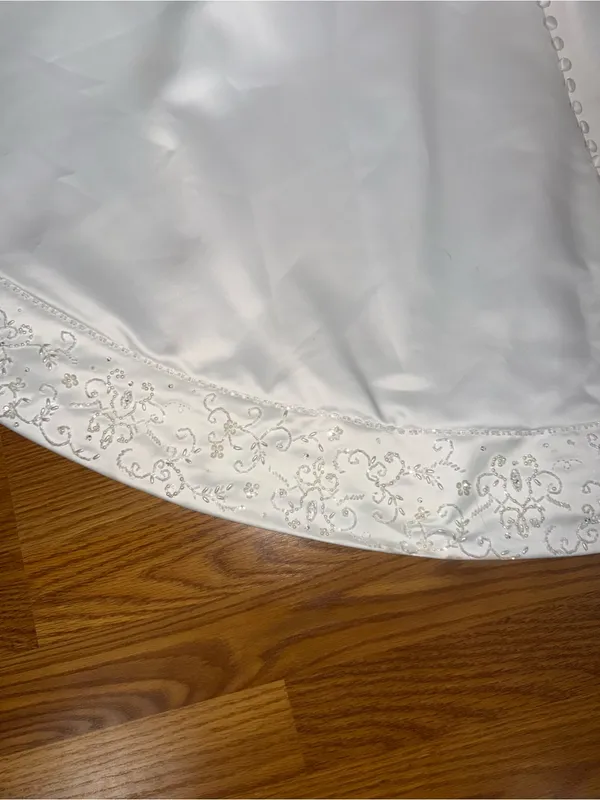 Beautiful Vintage 90s Mori Lee Strapless Satin Wedding Gown - Image 6