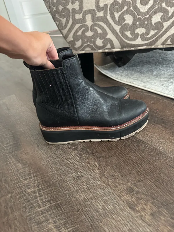 Dolce Vita Boots - Image 3