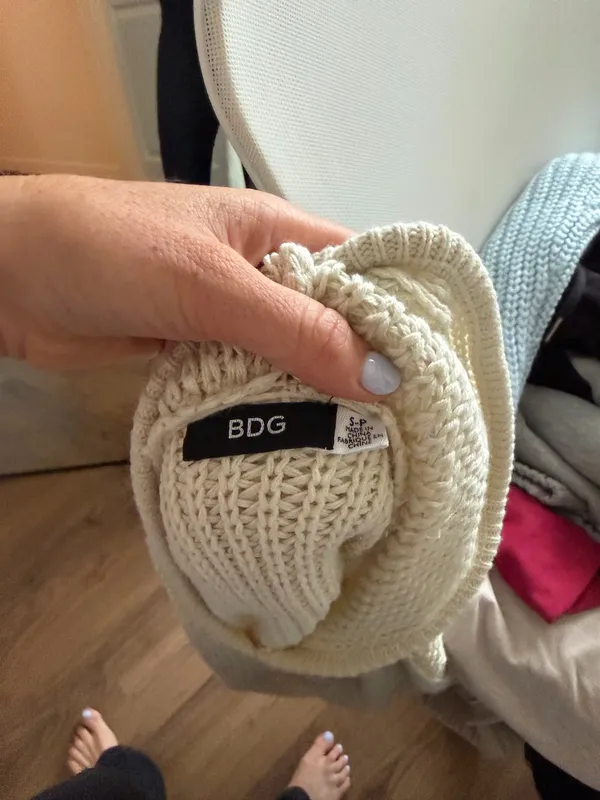 BDG Sweater with Hood - Image 3