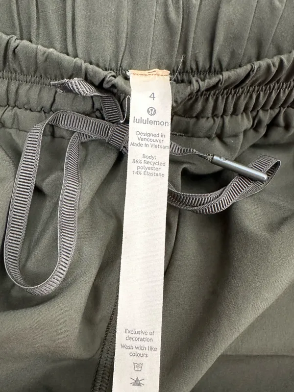 Lululemon Keep It‎ Classic Crop 23” Dark Olive Jogger Pants Women’s Size 4 - Image 8