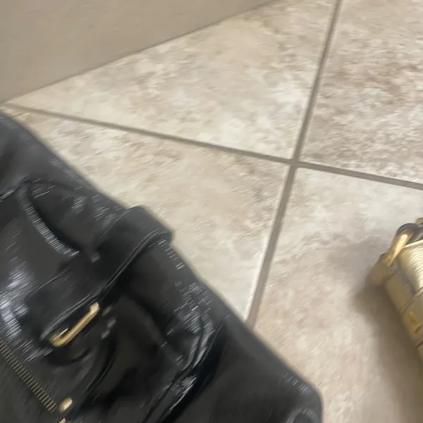 Michael Kors Black‎ Patent Leather Shoulder Bag Gold MK Charm Hobo Large EUC - Image 7
