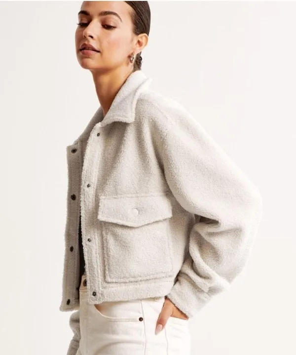 Abercrombie & Fitch Cropped Sherpa Boucle Teddy Jacket - Image 2
