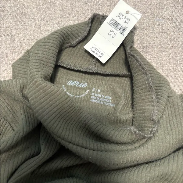 NWT Aerie Long Sleeve Cropped Mock Neck T-Shirt - Image 7