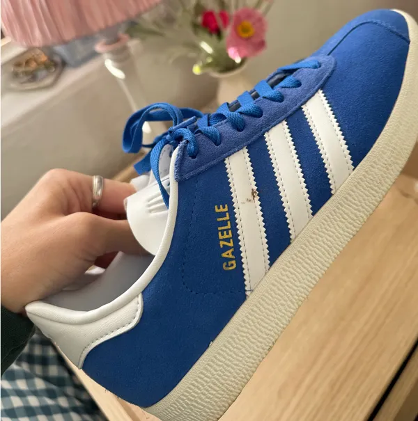 Women’s Adidas Sneakers - Image 3