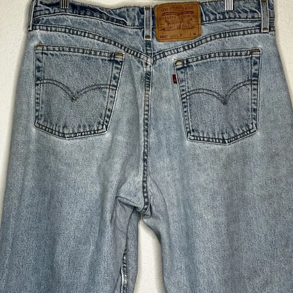 Vintage Levi's 560 Loose‎ Fit Straight Leg Jeans as is - Image 4