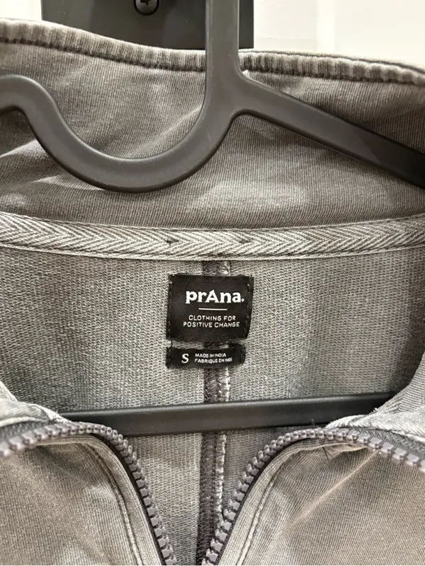 Prana Gray Set Size Small - Image 8