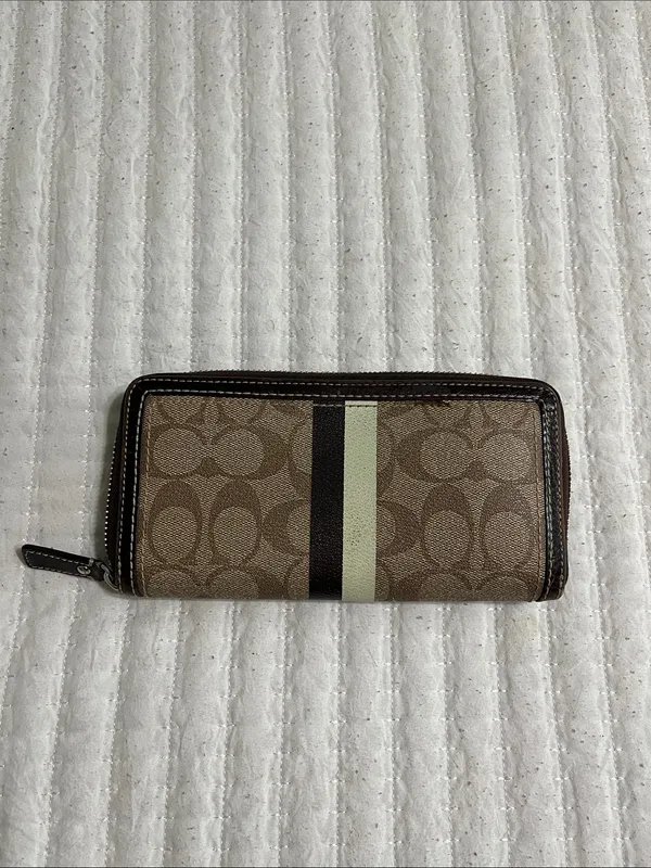 Coach Zip-Around Signature Canvas Wallet in Khaki and Cream Stripe - Image 3