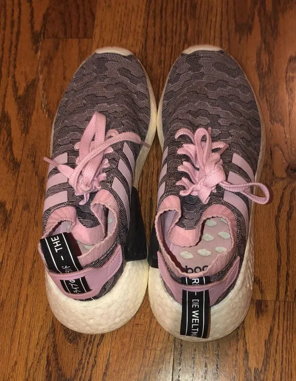 Adidas Originals Womens NMD R1 Shoes - Image 2