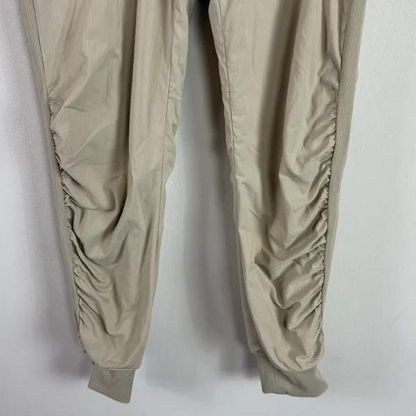 Lululemon Dance Studio Lined Joggers in‎ Trench Size 4 - Image 4