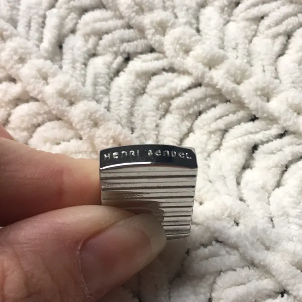 Henri Bendel Purse Charm - Image 3