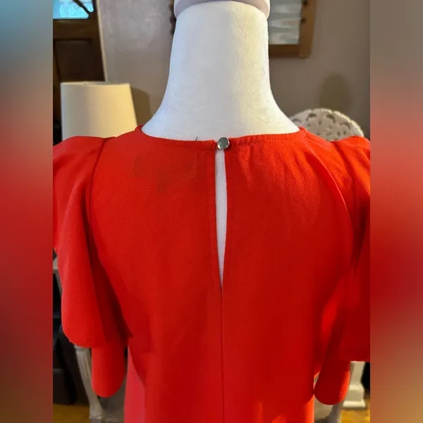 Lulu’s Red Blouse - Image 5
