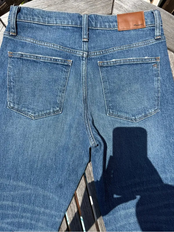 Madewell Mid-Blue Straight-Leg Jeans with Raw Knee Slits - Image 3