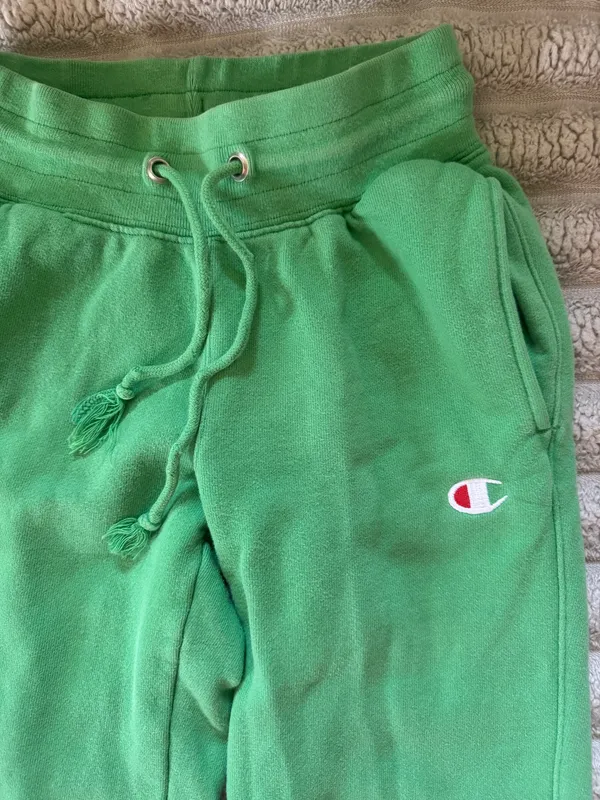 Champion Green Jogger Sweatpants XS 💚 - Image 2