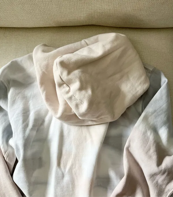 Abercrombie & Fitch Light Blue and Cream Tie-Dye Hoodie - Image 4