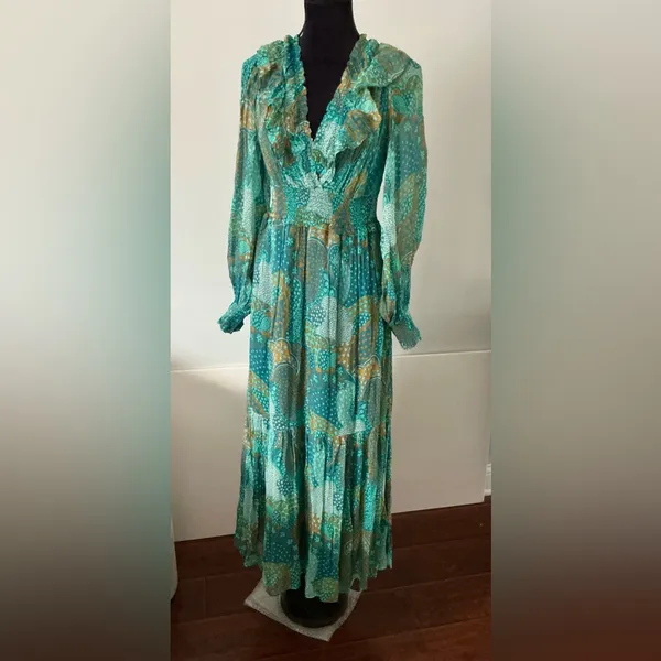 Beautiful ANTHROPOLOGIE dress 🔥🔥🔥 - Image 5