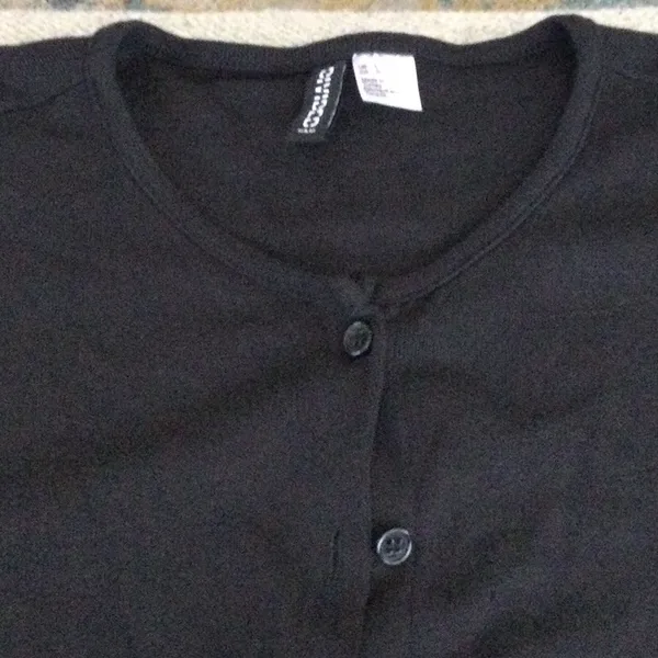 Button down cardigan shirt - Image 3