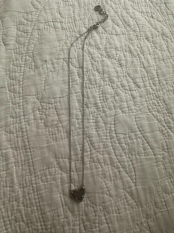 Kendra Scott ari heart silver pendant - Image 4