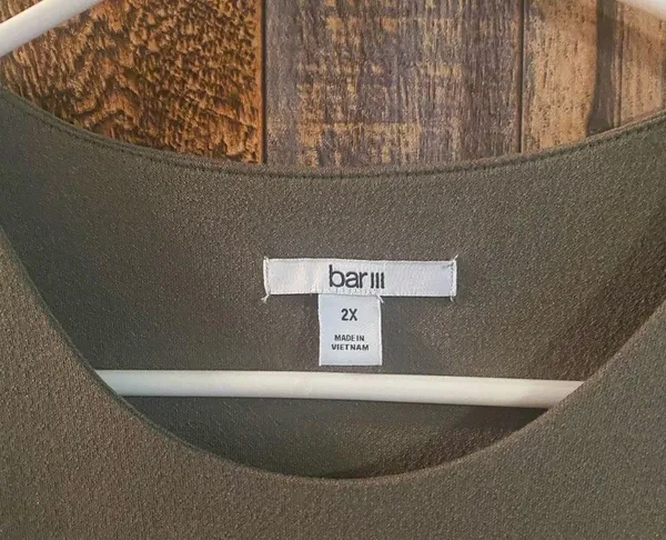 NWT Women's 2X Plus Scoop - Image 4