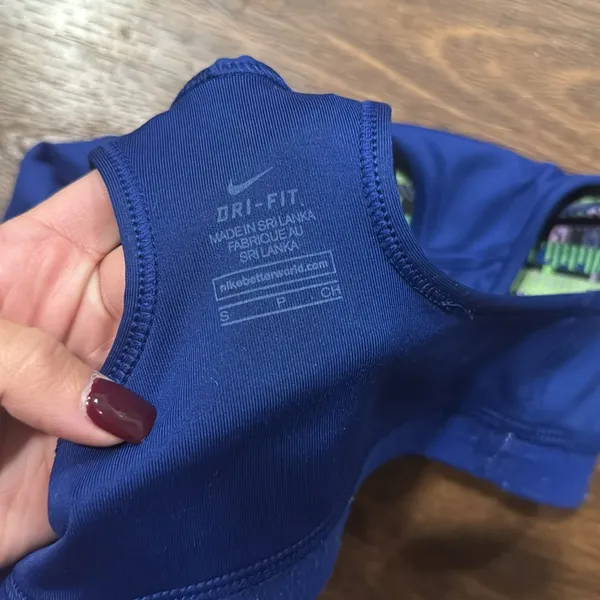 Nike sports bra - Image 4