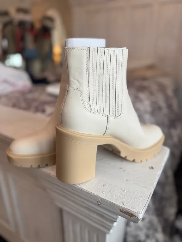 DV by Dolce Vita Heeled Booties - Image 3