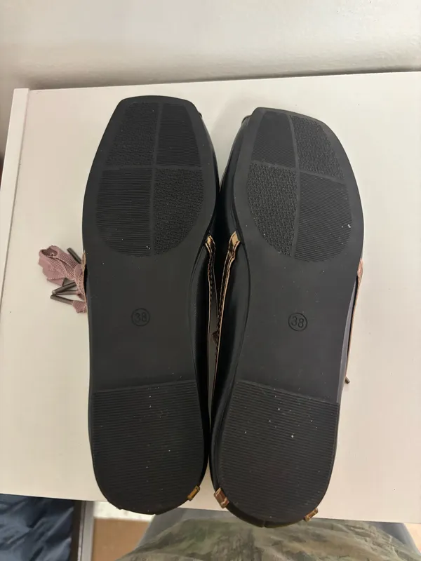 black lace up ballet flats Size 8 - Image 3
