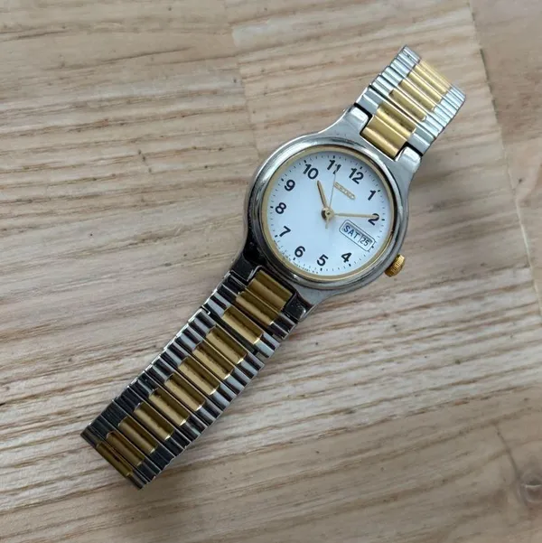 Seiko Two-Tone Ladies Watch White Dial Date Windows Stretch Bracelet New Battery - Image 6