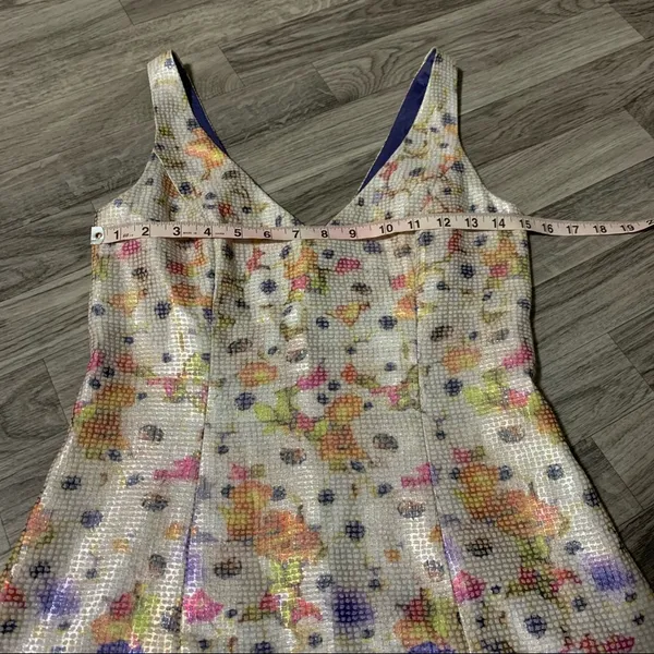 Adrianna Papell Floral Tank Top V-Neck Sleeveless Dress; size 4 - Image 5