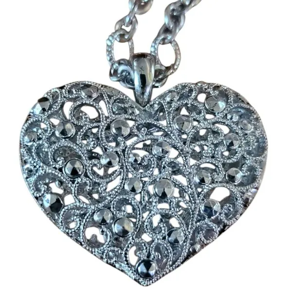 Filagree Double Sided Puffy 3D Heart Necklace w Chain Necklace Silver Tone - Image 3