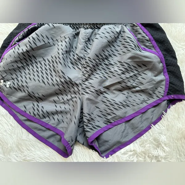 women’s under armour athletic shorts - Image 3