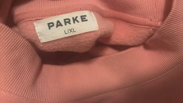 PARKE Mockneck Sweatshirt Valentine’s - Image 3
