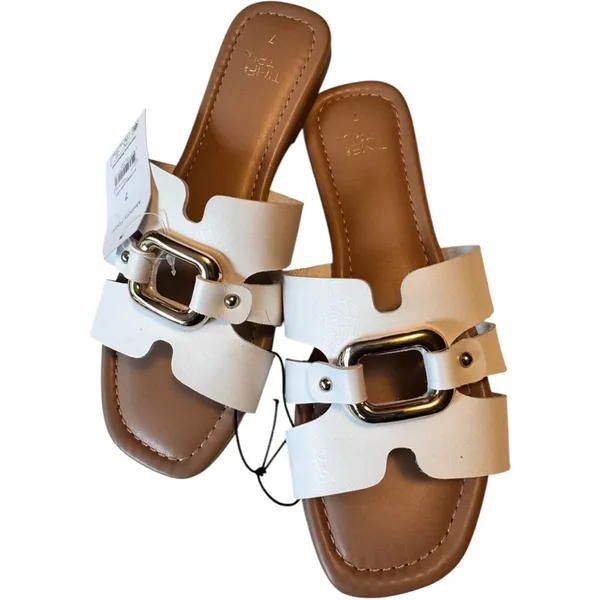 Time and Tru Women's White Slide Sandals With Gold Details Sz 7 NWT - Image 7