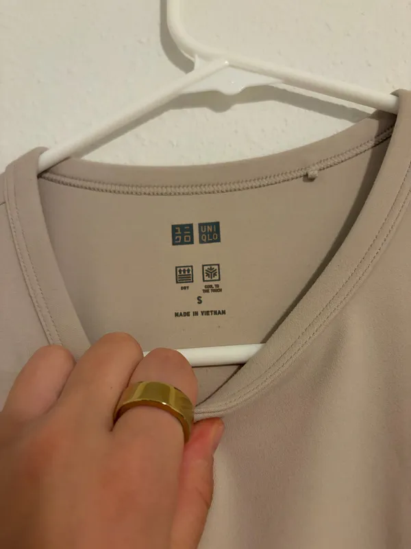 Uniqlo Short Sleeve Shirt - Image 4