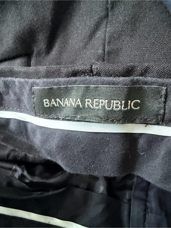 Banana Republic Women's Black Straight-Leg Dress Pants - Image 3