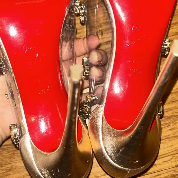 Christian Louboutin Degraqueen Clear Pointed Toe Pump size 38.5 - Image 10