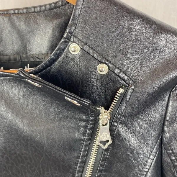 Nanette Lepore Black Faux Leather Zip Up Cropped Moto Motorcycle Jacket S - Image 5