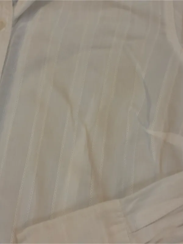 Classic Women’s IZOD Size Small White Button-Down Shirt 100% Cotton - Image 4