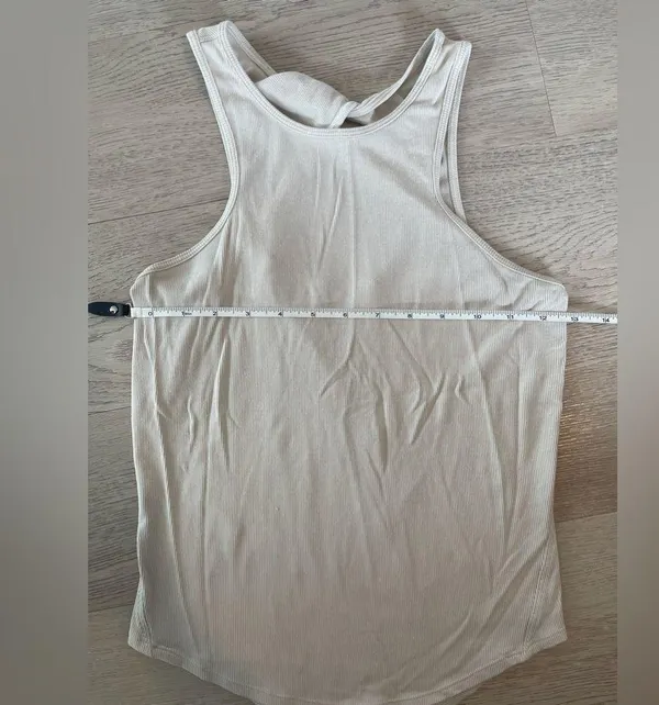 Lululemon Twist Tank - Image 4