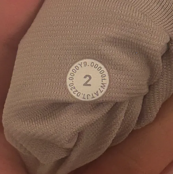 Lululemon Hotty Hot Low-Rise Short 4” - Image 3