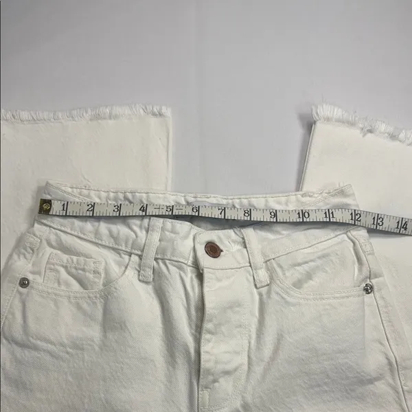 Zara White Boyfriend Jeans Relaxed Fit - Image 5
