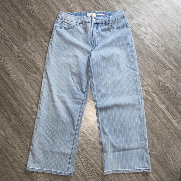 7 For All Mankind Jen 7 Striped Light Denim Cropped Wide Leg Jeans - Image 4
