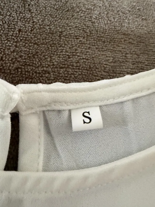 Amazon White polyester tank top - Image 3